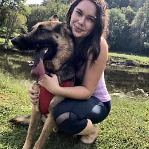 Meet your Posher, Celine